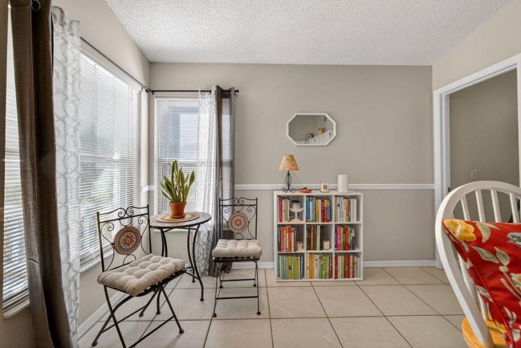 615 SE Dean Terrace, Port Saint Lucie, FL 34984 Photo