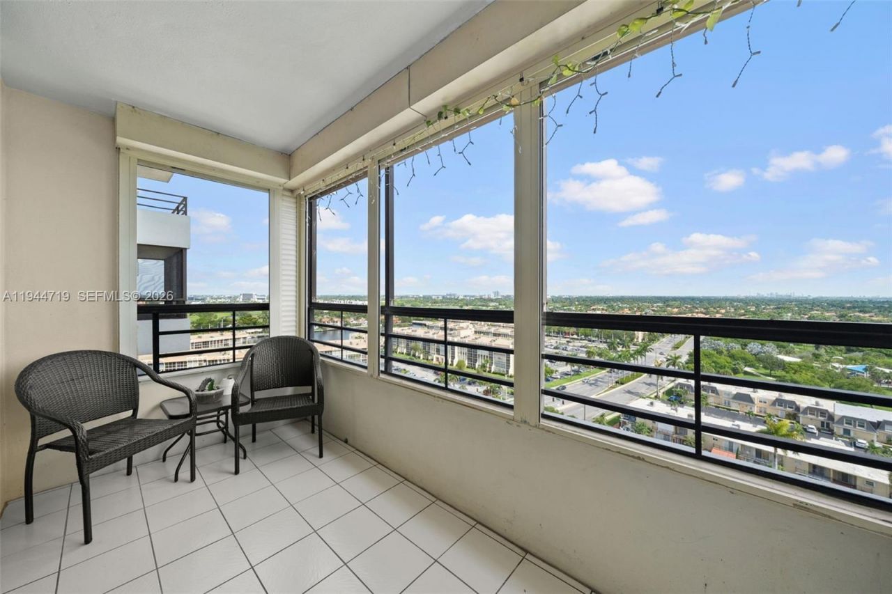600 Three Islands Blvd, Unit 1403, Hallandale Beach, FL 33009 Photo