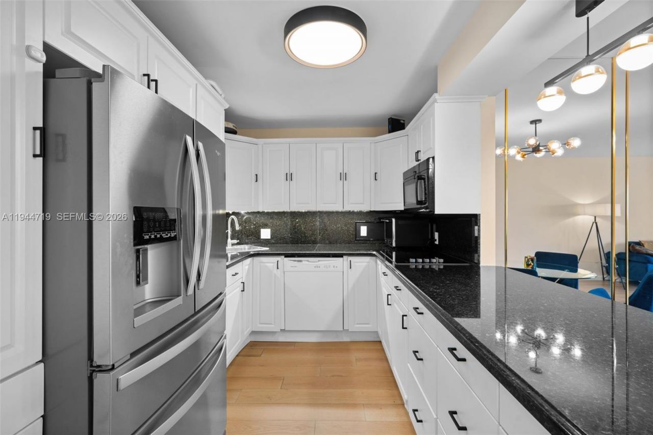 600 Three Islands Blvd, Unit 1403, Hallandale Beach, FL 33009 Photo