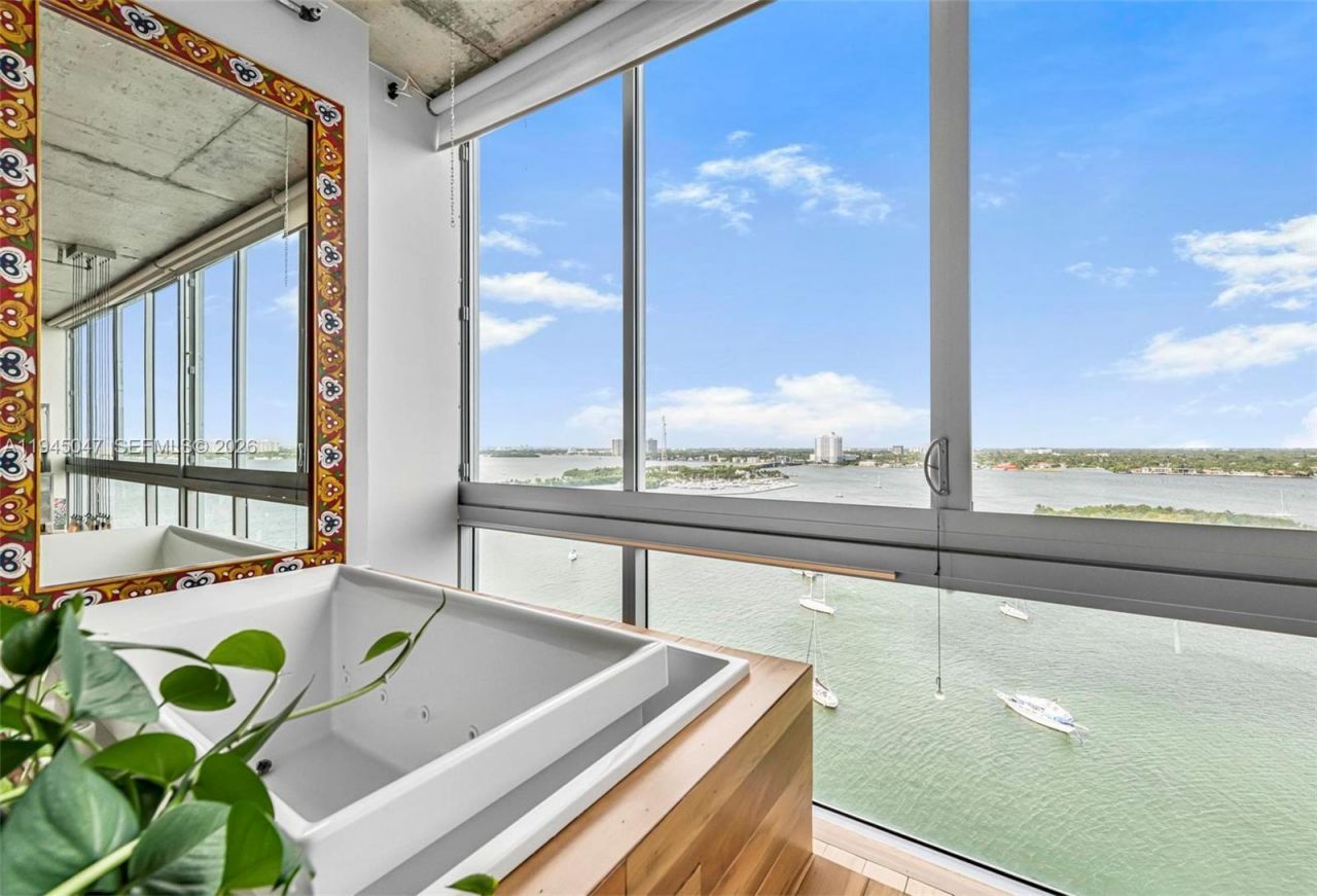 7934 West Drive, Unit 1402, North Bay Village, FL 33141 Photo