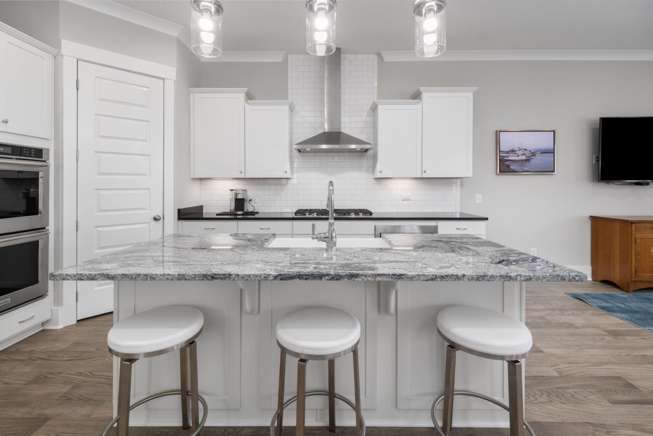 3126 Sturbridge Road Photo 10