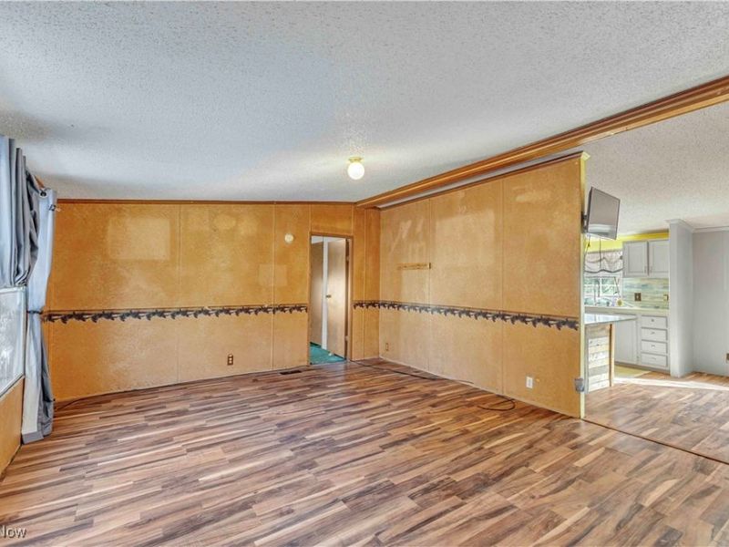 316 Railroad Street, Wellington, OH 44090 Photo 24