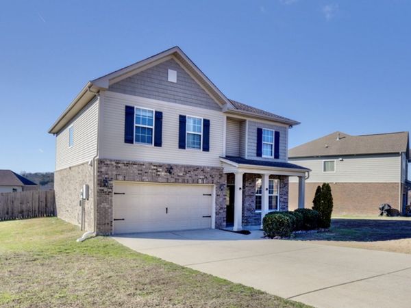 1057 Oakhall Dr, Mount Juliet, TN 37122