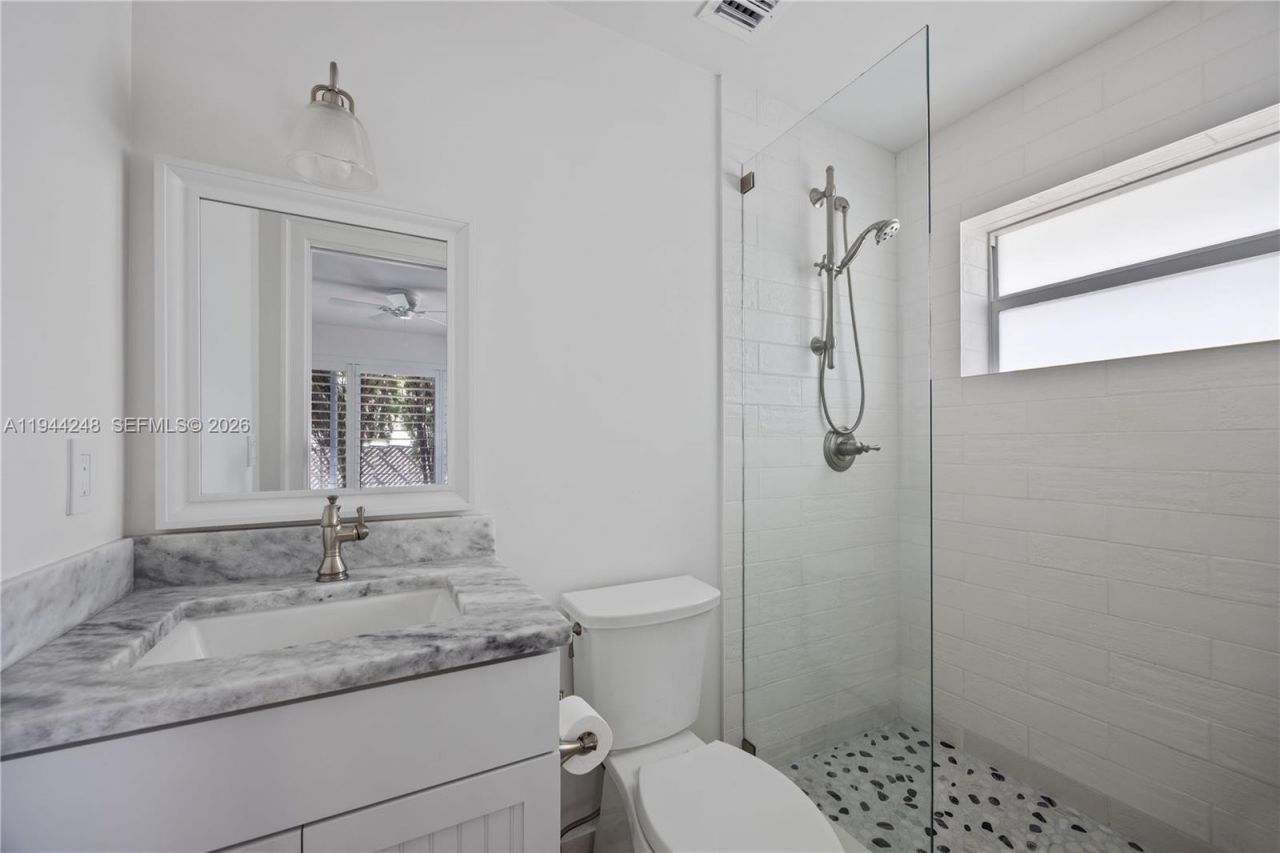 2530 NE 48th St , Lighthouse Point, FL 33064 Photo