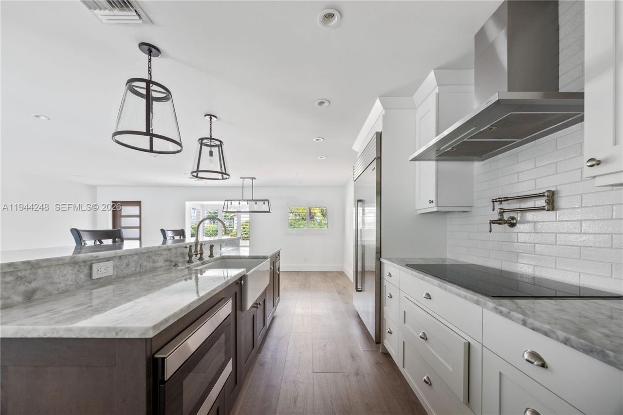 2530 NE 48th St , Lighthouse Point, FL 33064 Photo