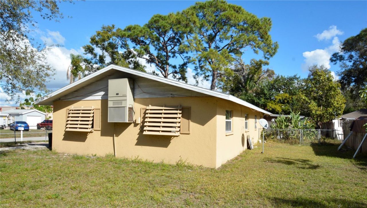 2100 9th Street, Sarasota, FL 34237 Photo