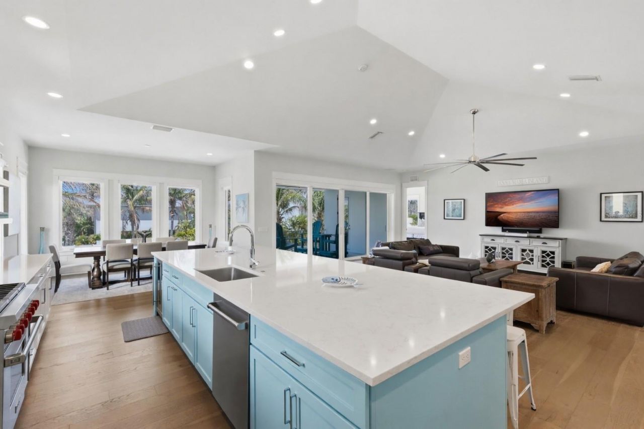50 N Shore Drive, Anna Maria, FL 34216 Photo