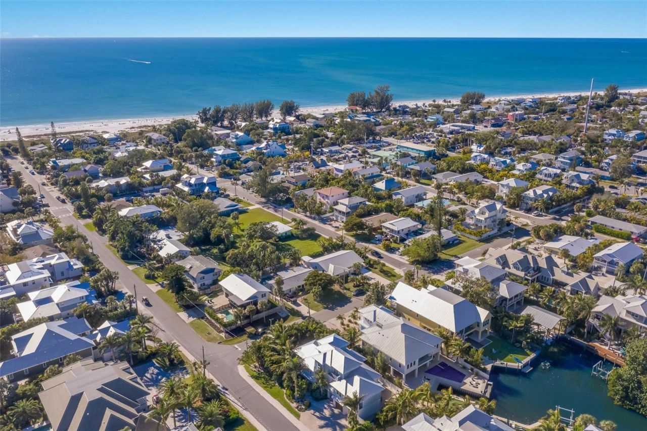 50 N Shore Drive, Anna Maria, FL 34216 Photo