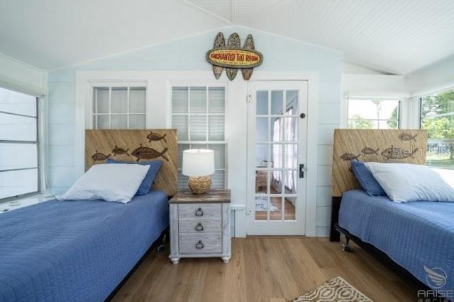 301 Live Oak Street, New Smyrna Beach, FL 32168 Photo