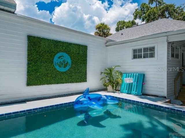 301 Live Oak Street, New Smyrna Beach, FL 32168 Photo