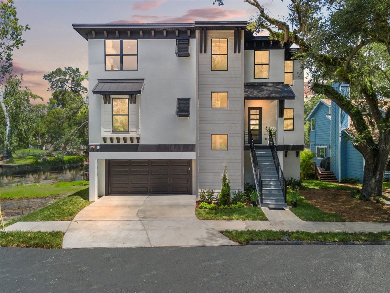 321 W Hanlon Street, Tampa, FL 33604 Main Photo