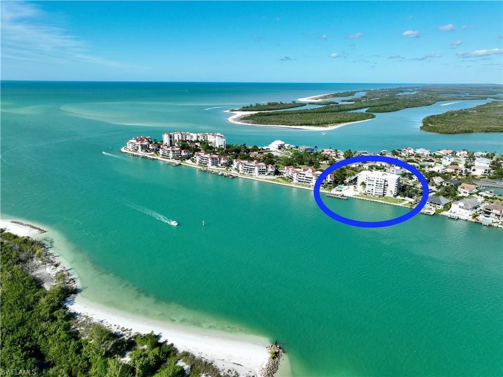 60 Pelican St W, Unit 505, Naples, FL 34113 Photo