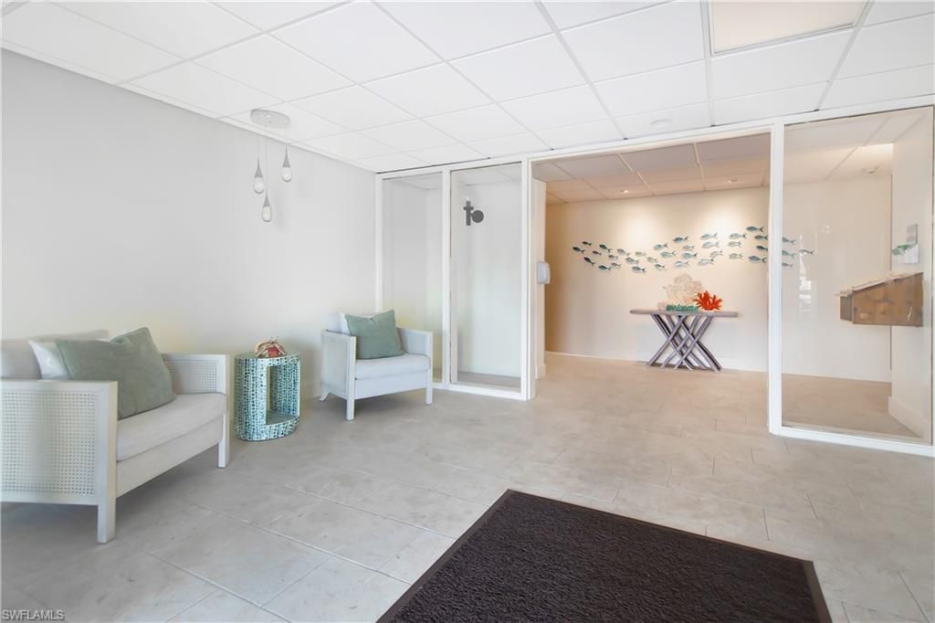 60 Pelican St W, Unit 505, Naples, FL 34113 Photo