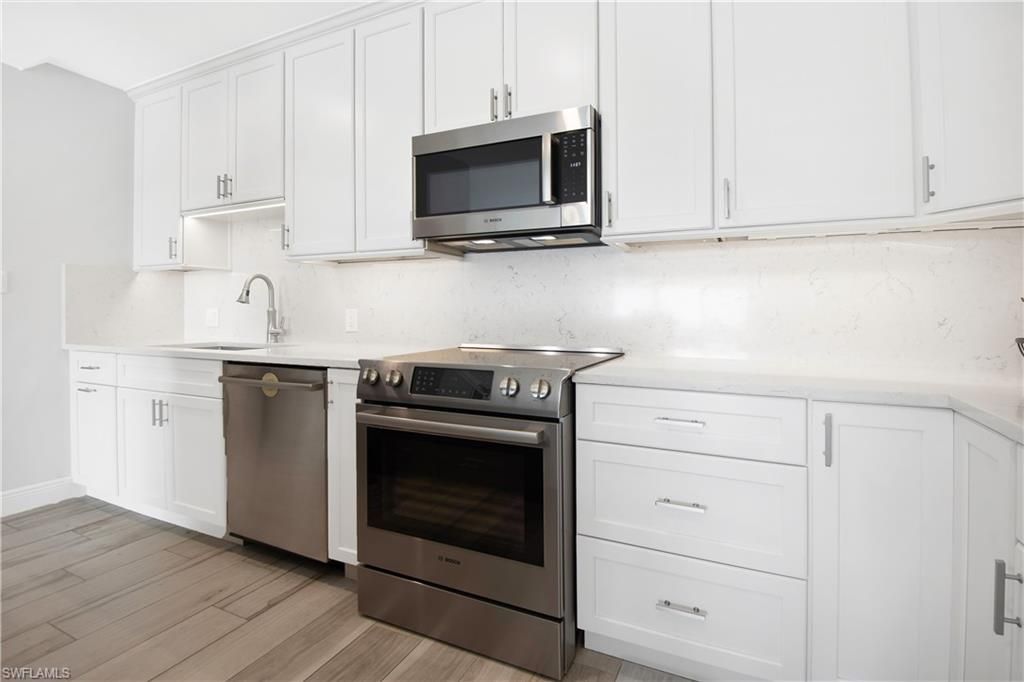60 Pelican St W, Unit 505, Naples, FL 34113 Photo