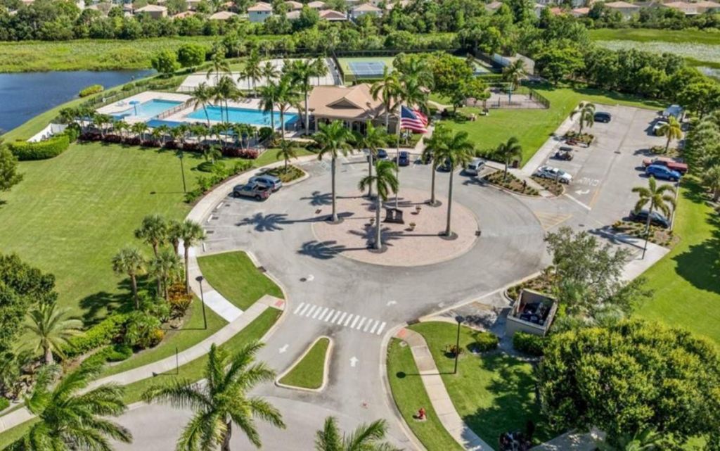 1807 SW Jamesport Drive, Port Saint Lucie, FL 34953 Photo