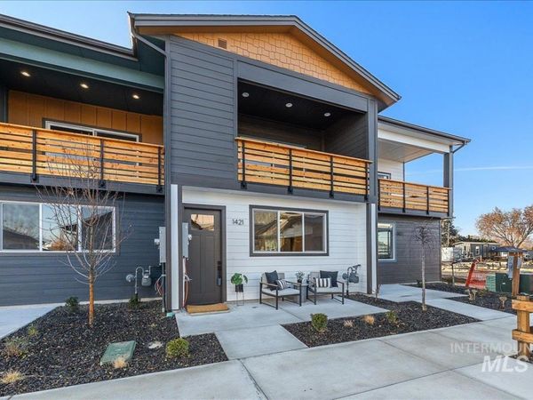1445 N Bluffs Ridge Lane, Boise, ID 83704