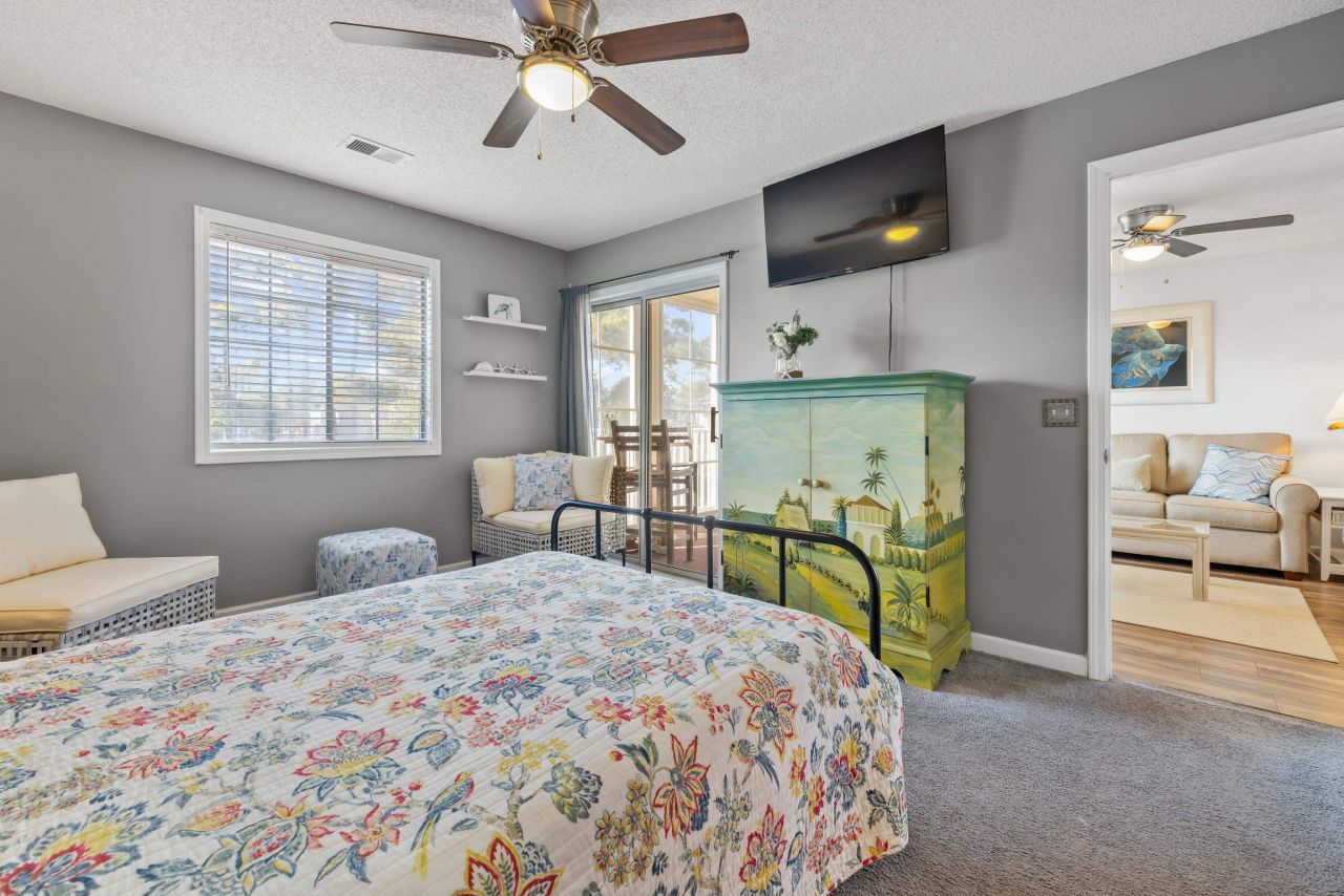 1900 Duffy St. Photo 20