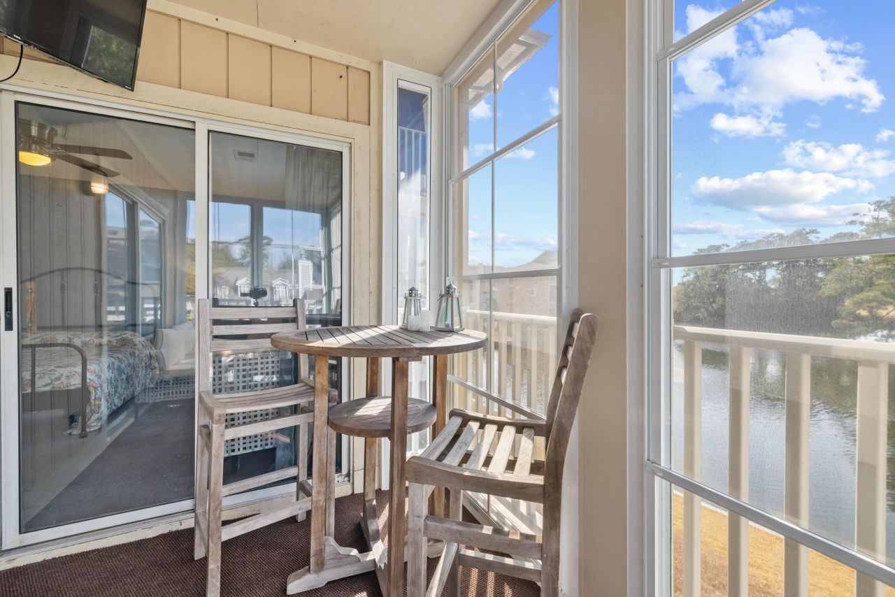 1900 Duffy St. Photo 28