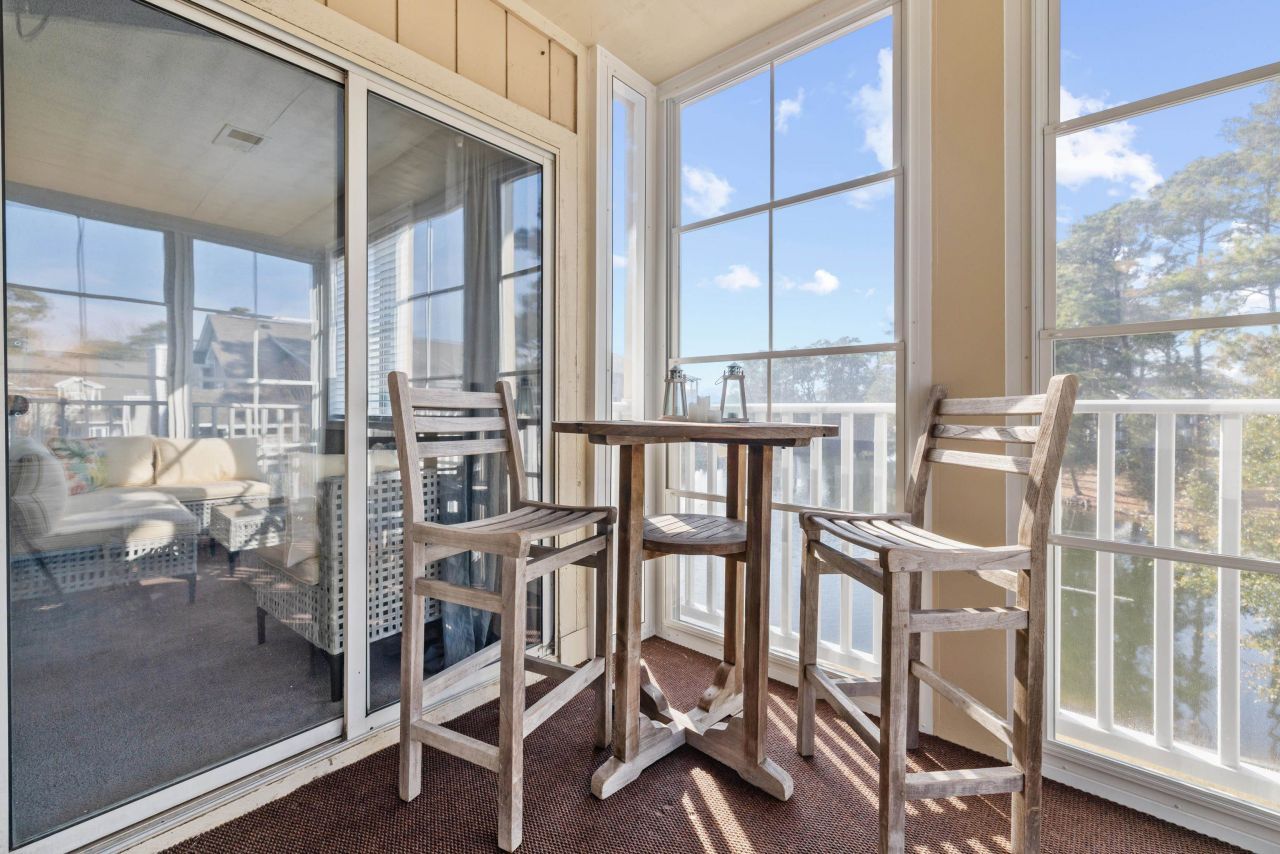 1900 Duffy St. Photo 29