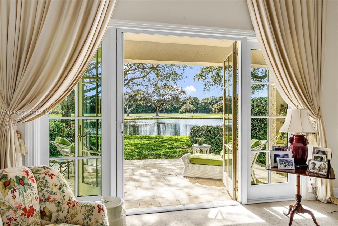 12128 SE Birkdale Run, Tequesta, FL 33469 Photo