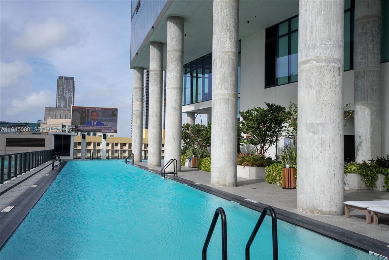398 NE 5th St, Unit 1617, Miami, FL 33132 Photo