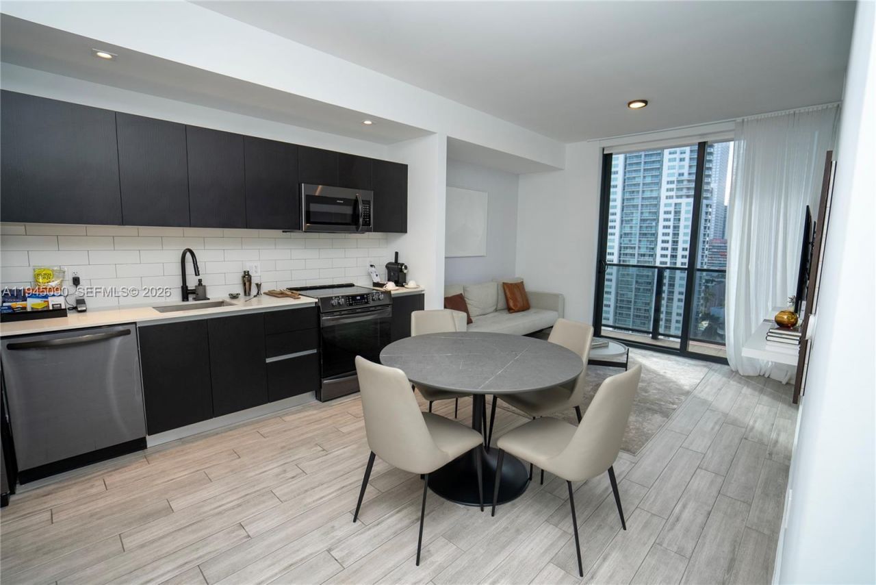 398 NE 5th St, Unit 1617, Miami, FL 33132 Photo