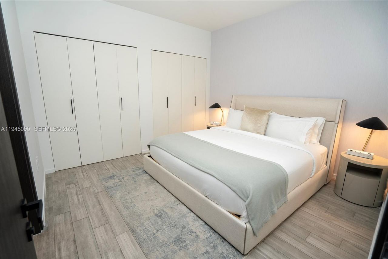 398 NE 5th St, Unit 1617, Miami, FL 33132 Photo
