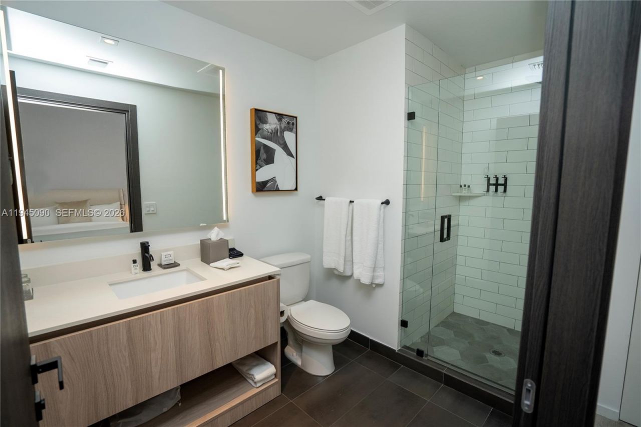 398 NE 5th St, Unit 1617, Miami, FL 33132 Photo