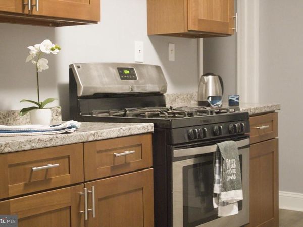 936 CARTERET AVENUE, TRENTON, NJ 08618