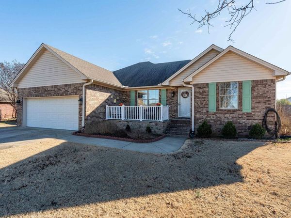 318 N Sawmill Road, Searcy, AR 72143