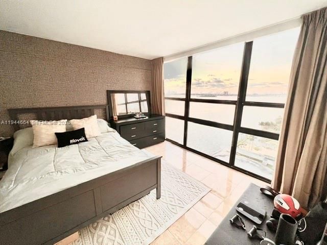 600 NE 36th St, Unit 1220, Miami, FL 33137 Photo