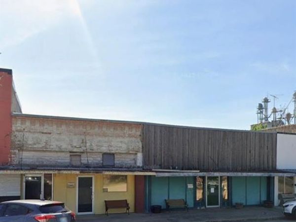 103 & 105 S Main Street, West, TX 76691