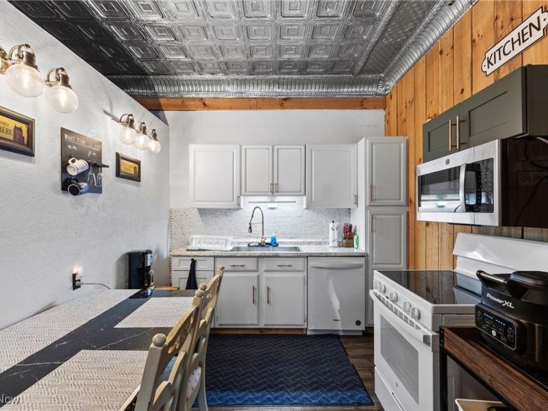 121 1st Street, Powhatan Point, OH 43942 Photo 11