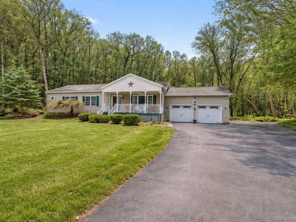 45 Seminole Drive, Warwick, NY 10990