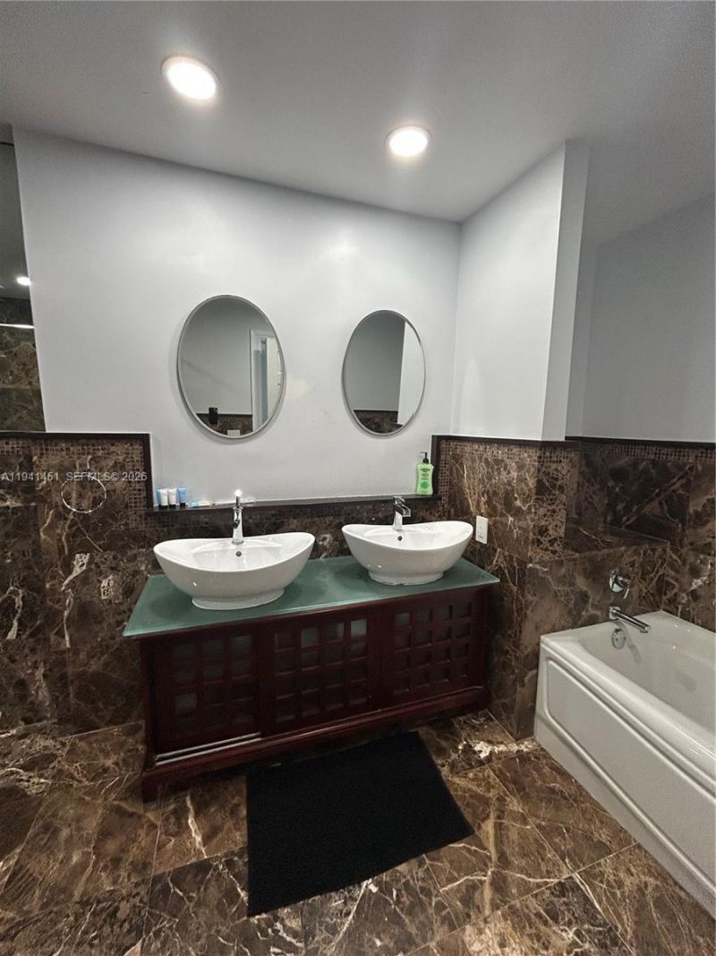 4001 S Ocean Dr, Unit PH11, Hollywood, FL 33019 Photo