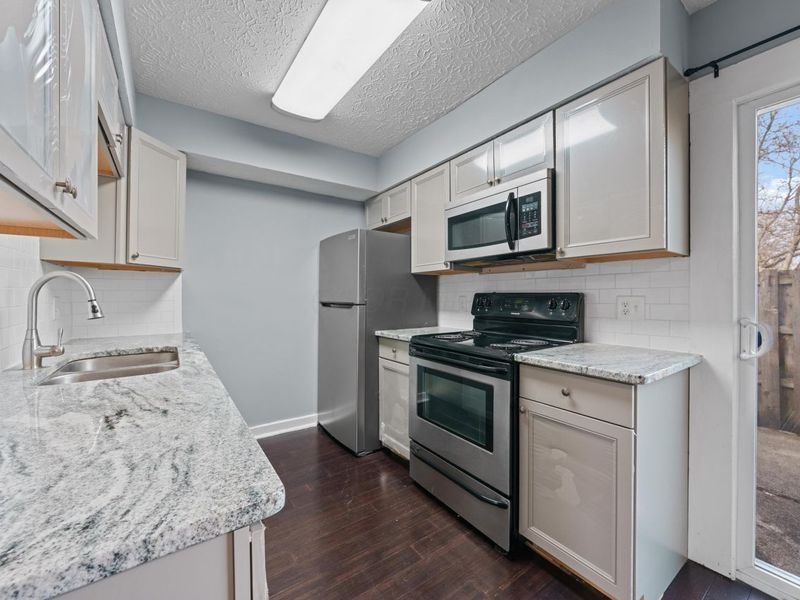 438 Edinburgh Road, Unit 438-452, Dublin, OH 43017 Photo 17