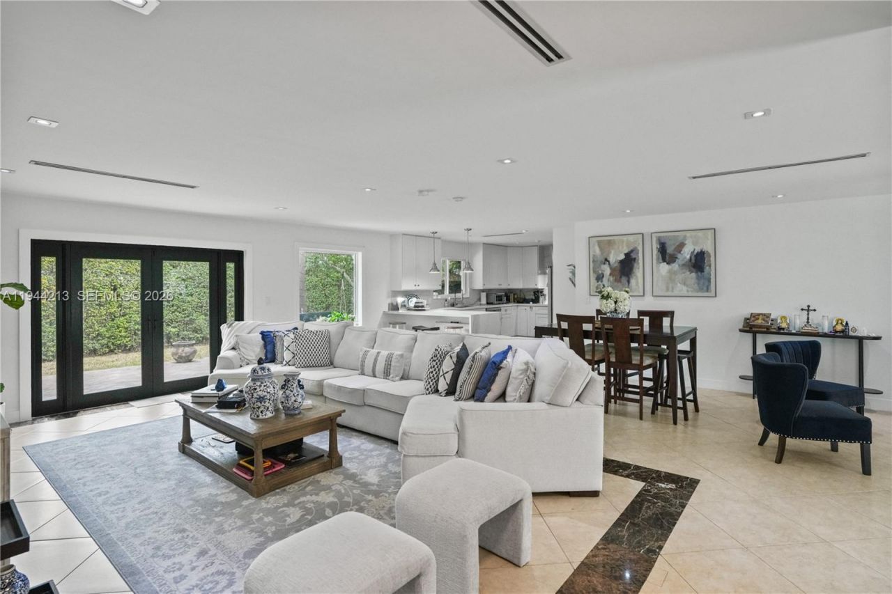 7145 SW 92nd Ct, Miami, FL 33173 Photo