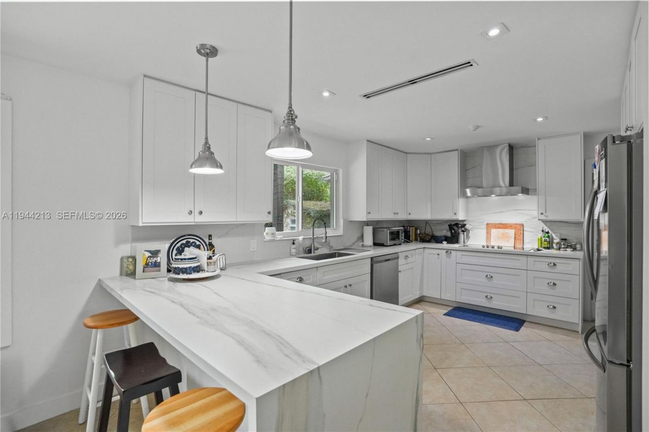 7145 SW 92nd Ct, Miami, FL 33173 Photo