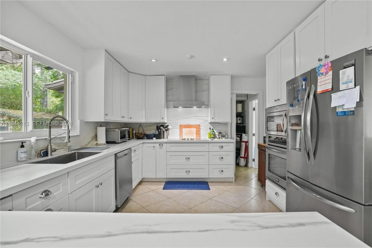 7145 SW 92nd Ct, Miami, FL 33173 Photo