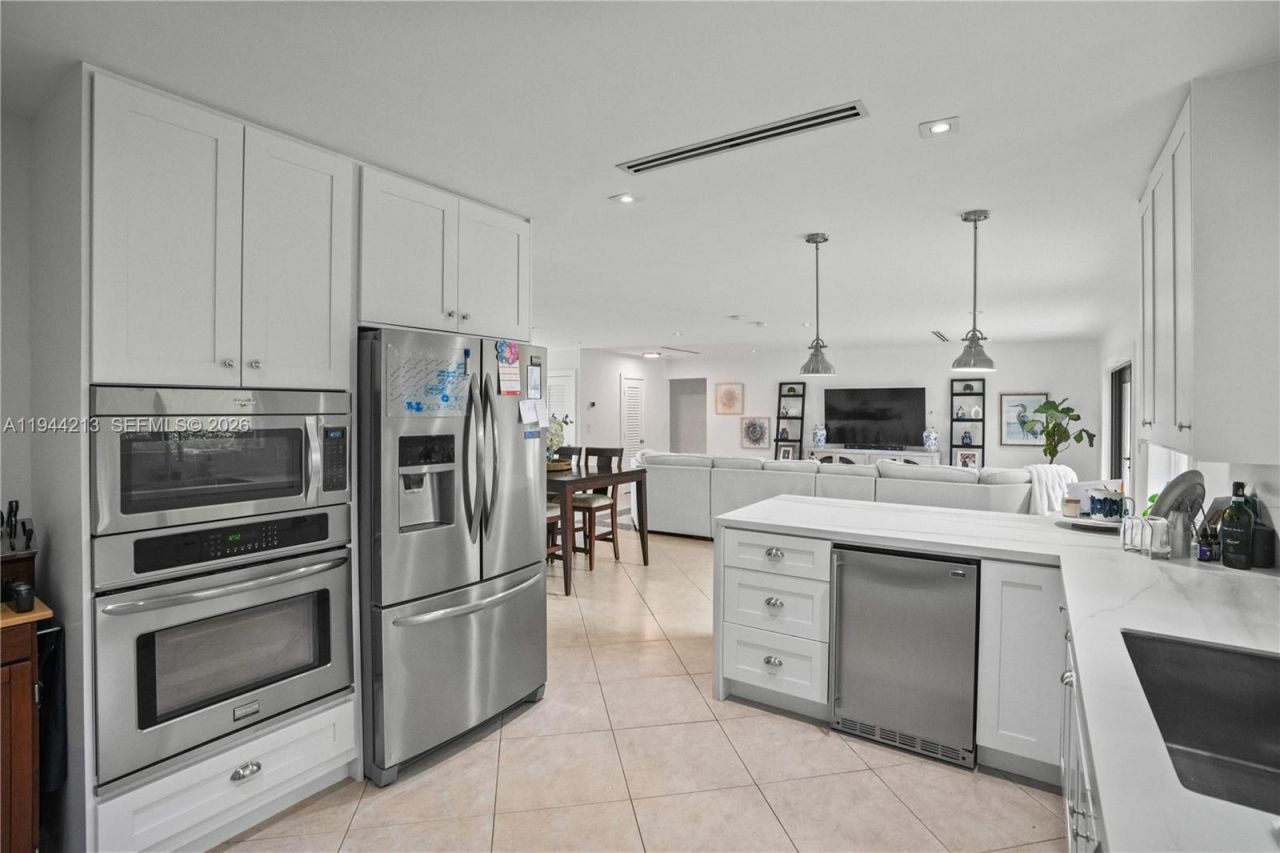 7145 SW 92nd Ct, Miami, FL 33173 Photo