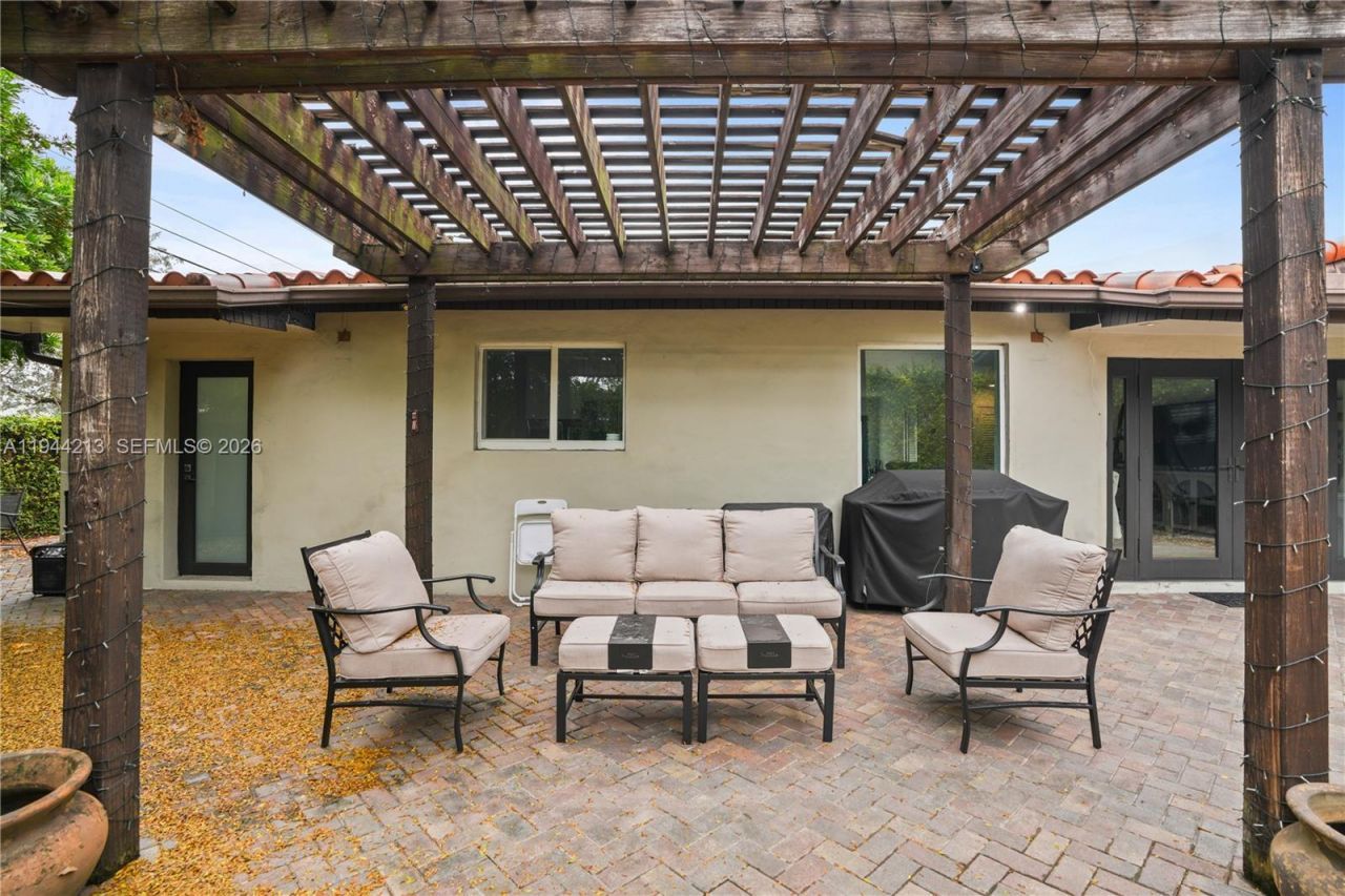 7145 SW 92nd Ct, Miami, FL 33173 Photo