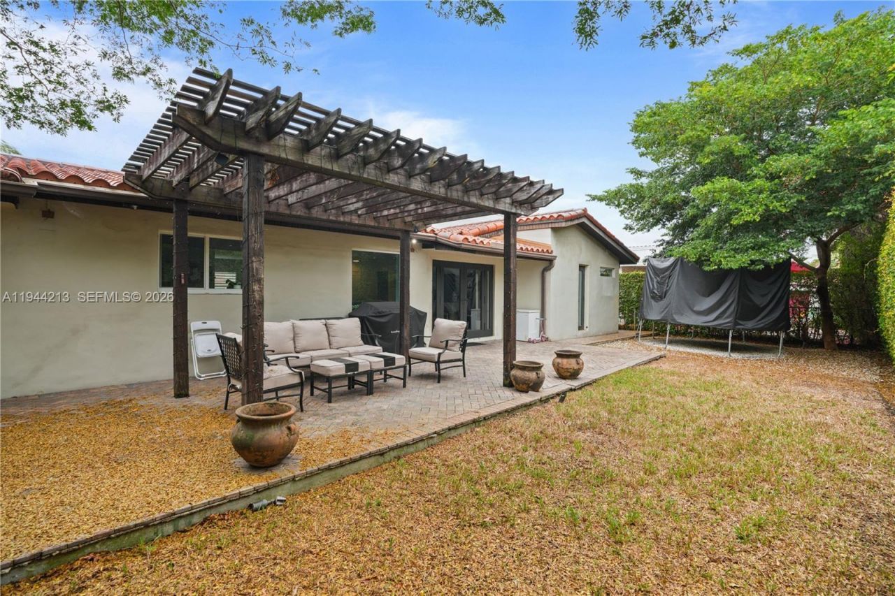 7145 SW 92nd Ct, Miami, FL 33173 Photo