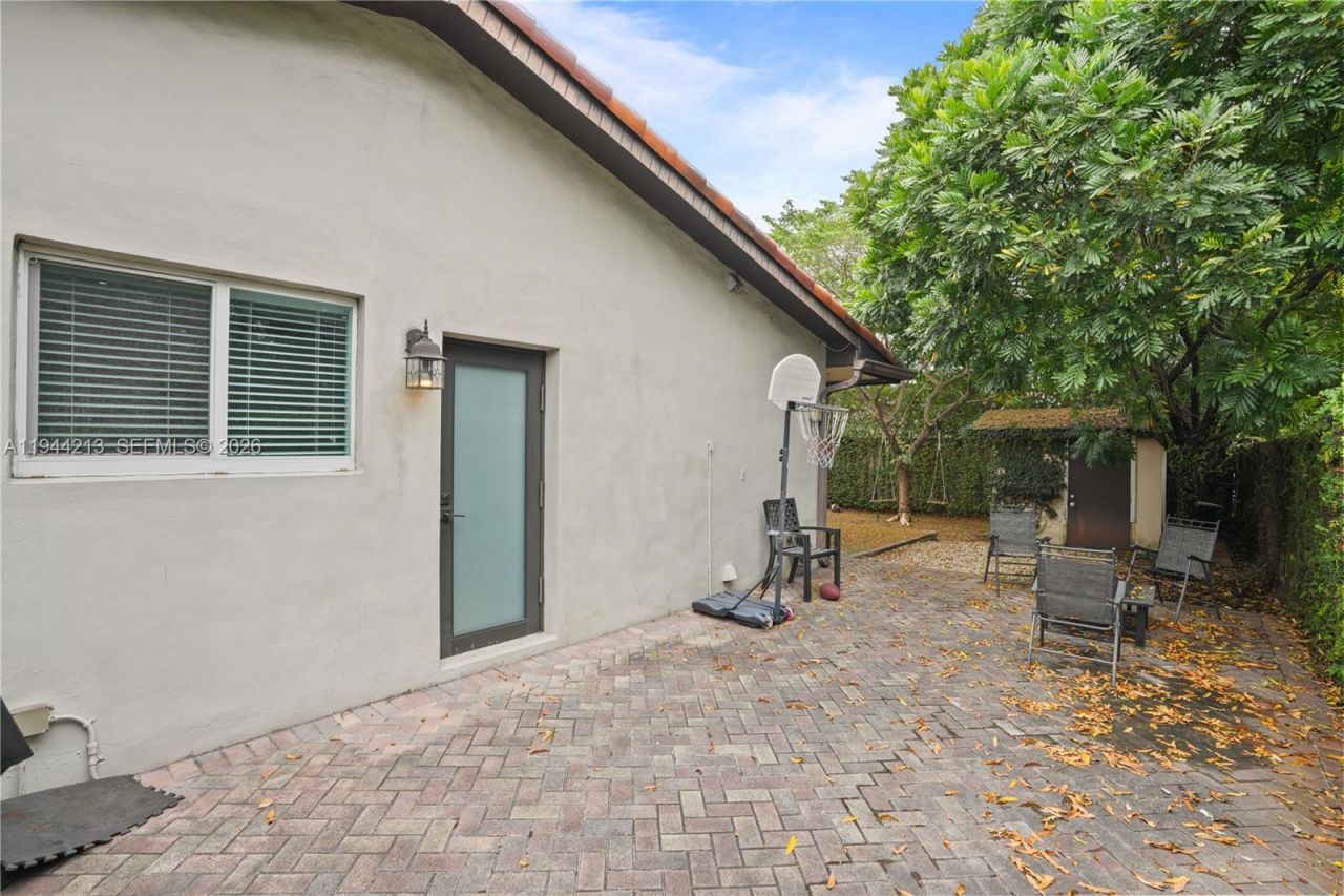 7145 SW 92nd Ct, Miami, FL 33173 Photo