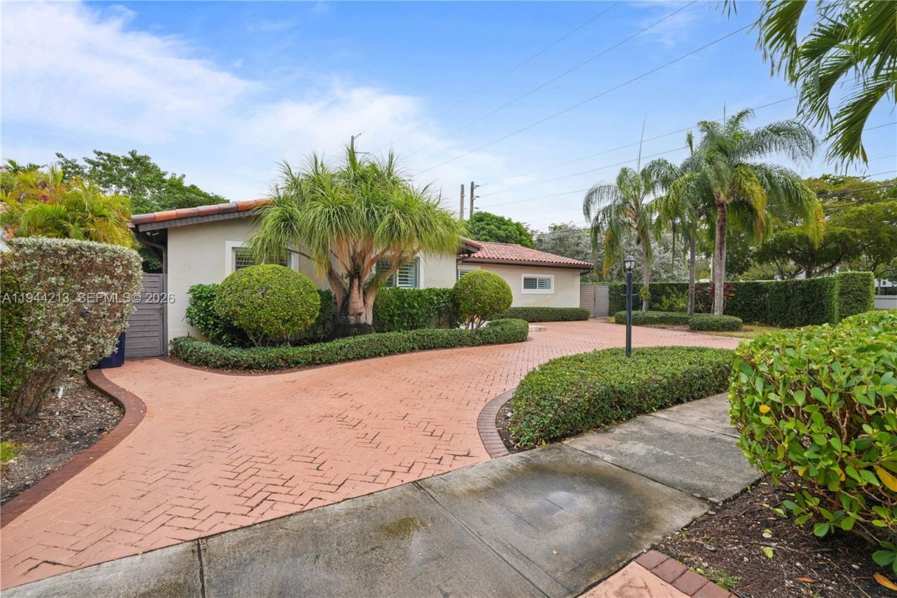 7145 SW 92nd Ct, Miami, FL 33173 Photo