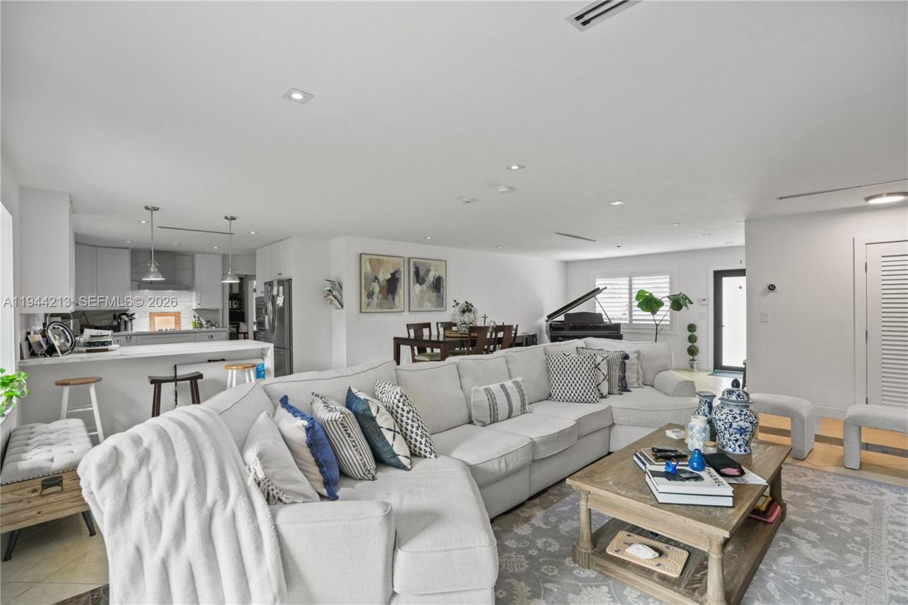 7145 SW 92nd Ct, Miami, FL 33173 Photo