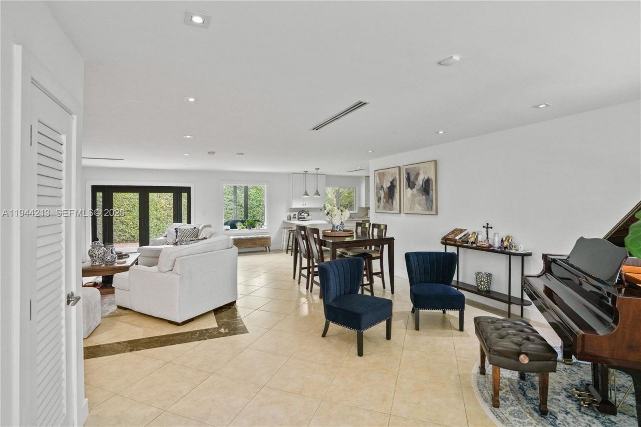 7145 SW 92nd Ct, Miami, FL 33173 Photo