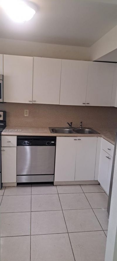 4255 N University Dr, Unit 315, Sunrise, FL 33351 Photo