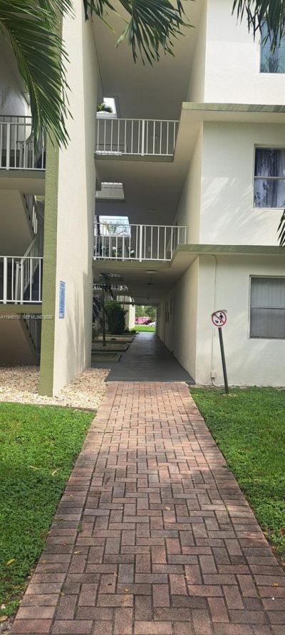 4255 N University Dr, Unit 315, Sunrise, FL 33351 Photo