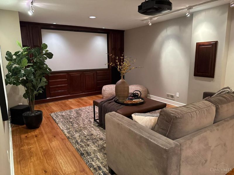 5047 Village Drive, Newtown, OH 45244 Photo 16