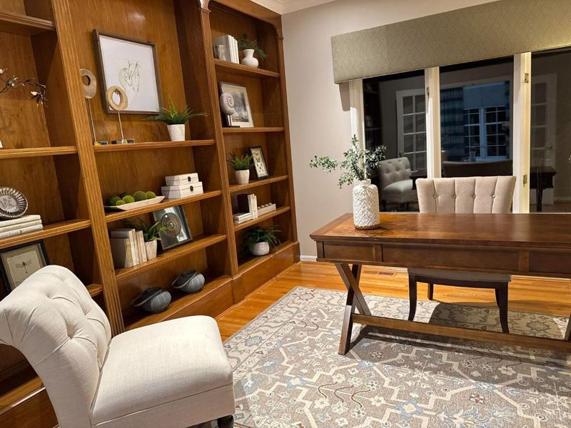 5047 Village Drive, Newtown, OH 45244 Photo 4